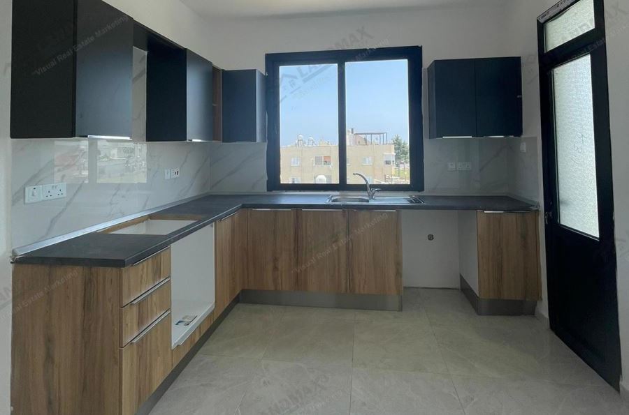 3+1 FLAT FOR SALE IN YENIBOGAZICI