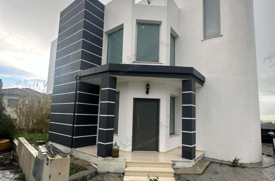 LUXURY VILLA FOR SALE IN GIRNE DIKMEN